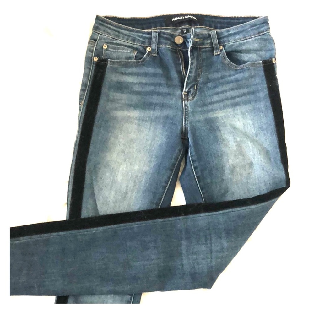 Slim striped jeans